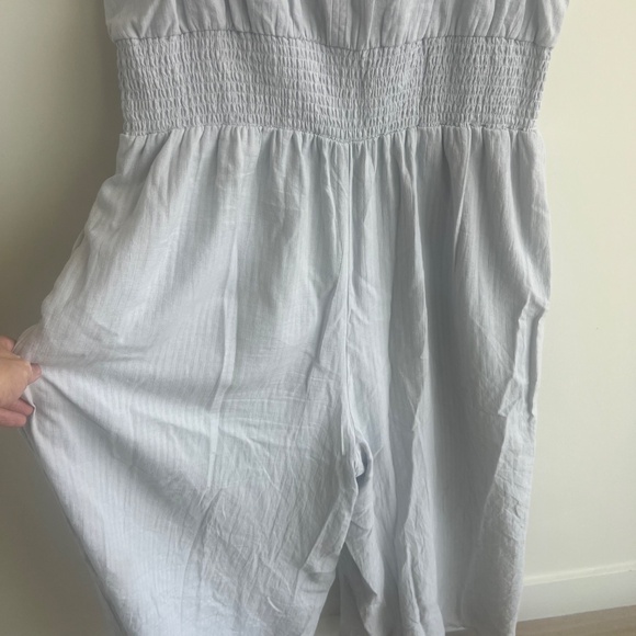 Cutest AE Jumper with pockets - Picture 3 of 4